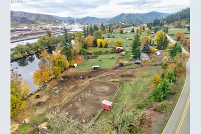 624 Willis Creek Rd, Winston, OR 97496 - Photo 46