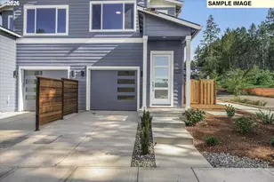 2421 NW 1st Dr, Gresham, OR 97030 - Photo 2