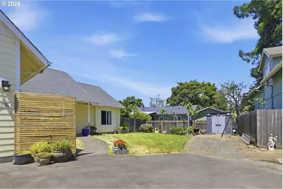 2910 River Rd, Eugene, OR 97404 - Photo 48