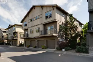 646 NE Roydon Ln, Hillsboro, OR 97006 - Photo 2