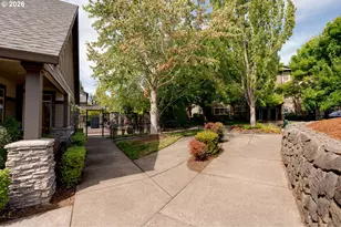 646 NE Roydon Ln, Hillsboro, OR 97006 - Photo 42