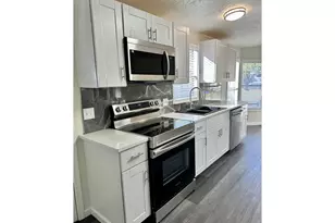 93630 Lost Ln, Coos Bay, OR 97420 - Photo 4