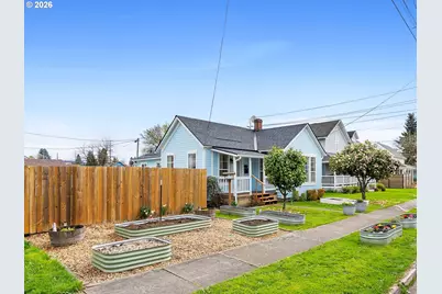 204 S Main St, Newberg, OR 97132 - Photo 2