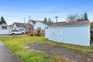 204 S Main St, Newberg, OR 97132 - Photo 24