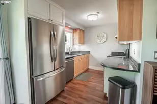 213 F St, Creswell, OR 97426 - Photo 12