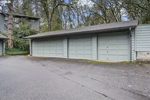 4429 Fox Hollow Rd, Eugene, OR 97405 - Photo 4