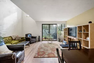 4429 Fox Hollow Rd, Eugene, OR 97405 - Photo 10