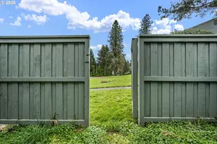 4429 Fox Hollow Rd, Eugene, OR 97405 - Photo 34