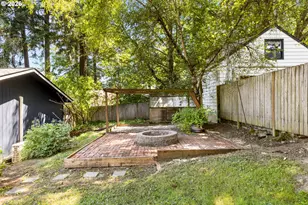 9106 SW Capitol Hwy, Portland, OR 97219 - Photo 36
