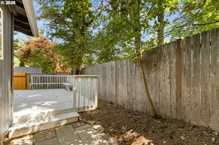 9106 SW Capitol Hwy, Portland, OR 97219 - Photo 32