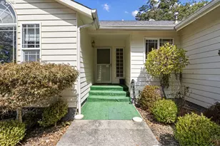 1385 SE Laurel Ct, Roseburg, OR 97470 - Photo 4