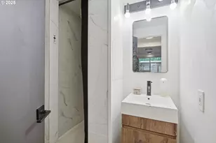 1487 Barton St, Eugene, OR 97404 - Photo 30