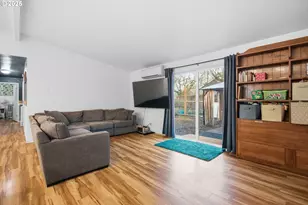 1487 Barton St, Eugene, OR 97404 - Photo 10