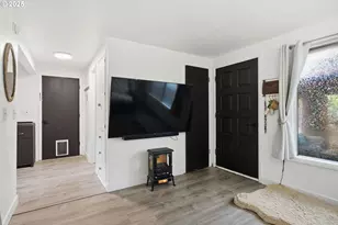 1487 Barton St, Eugene, OR 97404 - Photo 22