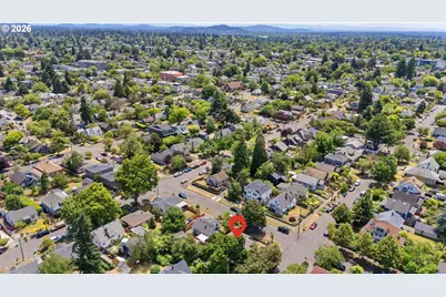 1005 NE Jarrett St, Portland, OR 97211 - Photo 36