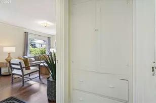 1005 NE Jarrett St, Portland, OR 97211 - Photo 18