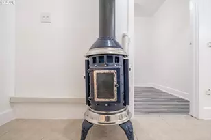 1810 Liberty St NE, Salem, OR 97301 - Photo 20