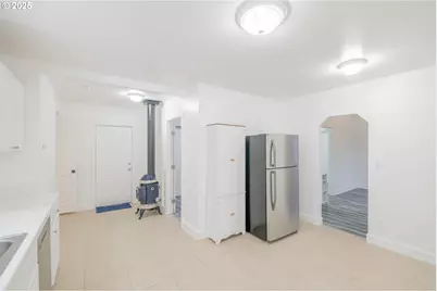 1810 Liberty St NE, Salem, OR 97301 - Photo 12