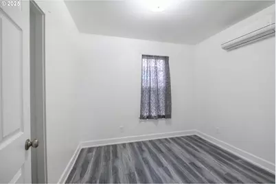 1810 Liberty St NE, Salem, OR 97301 - Photo 6