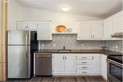 51 Foster Rd, Carson, WA 98610 - Photo 6