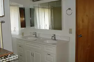 1200 E Central Ave, Sutherlin, OR 97479 - Photo 10