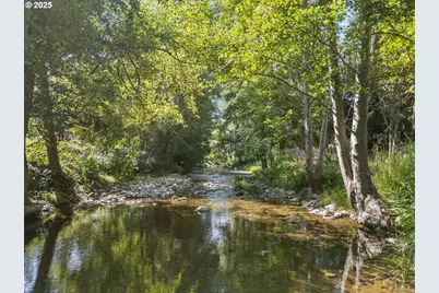 149 Beaver Ln, Canyonville, OR 97417 - Photo 18