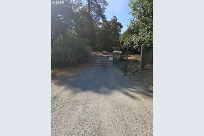 149 Beaver Ln, Canyonville, OR 97417 - Photo 6