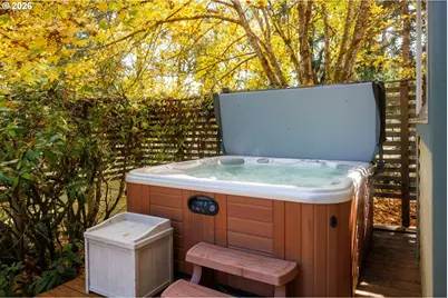 34817 Matthews Rd, Eugene, OR 97405 - Photo 22