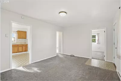 9314 SE Harrison St, Portland, OR 97216 - Photo 4