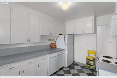312 NE 61st Ave, Portland, OR 97213 - Photo 6