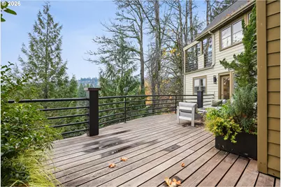 1716 SW High St, Portland, OR 97201 - Photo 6