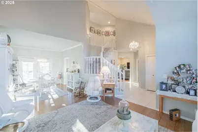 925 Scepter Ct NE, Salem, OR 97301 - Photo 8