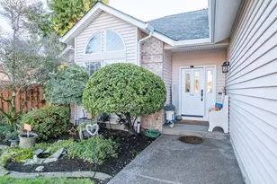 925 Scepter Ct NE, Salem, OR 97301 - Photo 2