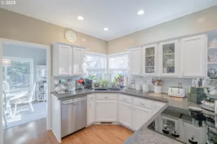 925 Scepter Ct NE, Salem, OR 97301 - Photo 10