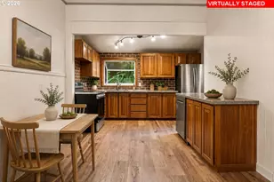 5753 SW Vermont St, Portland, OR 97219 - Photo 12