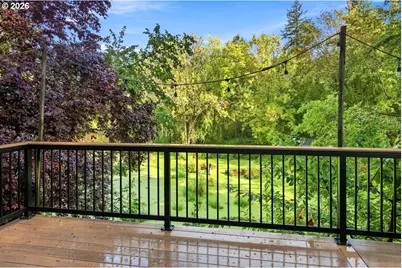 5753 SW Vermont St, Portland, OR 97219 - Photo 28