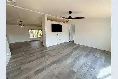 527 Sunridge Ave, Dallesport, WA 98617 - Photo 10