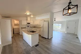 527 Sunridge Ave, Dallesport, WA 98617 - Photo 14