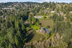 2732 SW Scholls Ferry Rd, Portland, OR 97221 - Photo 42