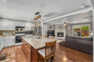 1425 NE Garden Ct, Keizer, OR 97303 - Photo 4
