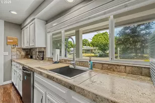 1425 NE Garden Ct, Keizer, OR 97303 - Photo 8
