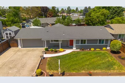 1425 NE Garden Ct, Keizer, OR 97303 - Photo 2