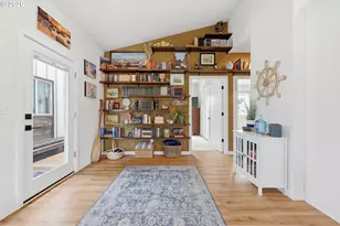 34326 Johnson's Landing Rd, Scappoose, OR 97056 - Photo 16