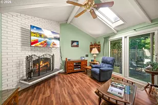4238 Woodside Cir, Lake Oswego, OR 97035 - Photo 4