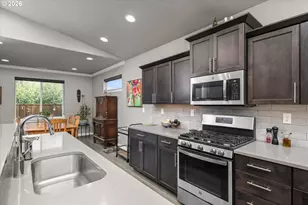 709 Tyson Ln, Eugene, OR 97404 - Photo 8