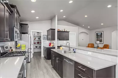 709 Tyson Ln, Eugene, OR 97404 - Photo 10