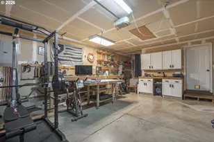 1101 E Sunset Dr, Newberg, OR 97132 - Photo 24