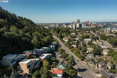 3515 SW Barbur Blvd #S2, Portland, OR 97239 - Photo 32