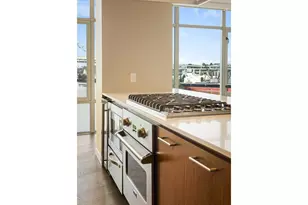 1310 NW Naito Pkwy, Portland, OR 97209 - Photo 14