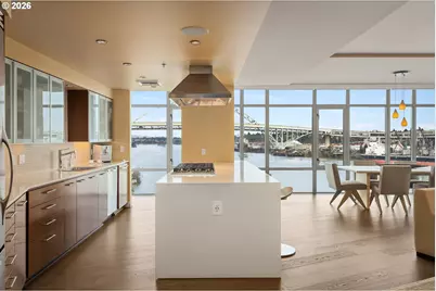 1310 NW Naito Pkwy #901, Portland, OR 97209 - Photo 10